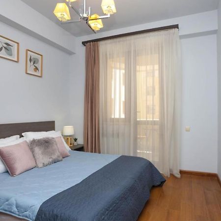 Apartment Near Republic Square Yerevan Exterior photo